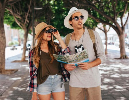 lost tourists finding way